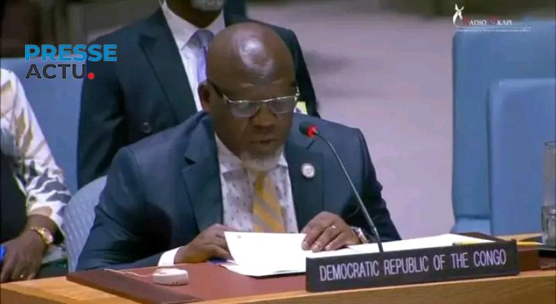 L'Ambassadeur de la République démocratique du Congo (RDC) auprès des Nations unies, Zénon Mukongo Ngay.
