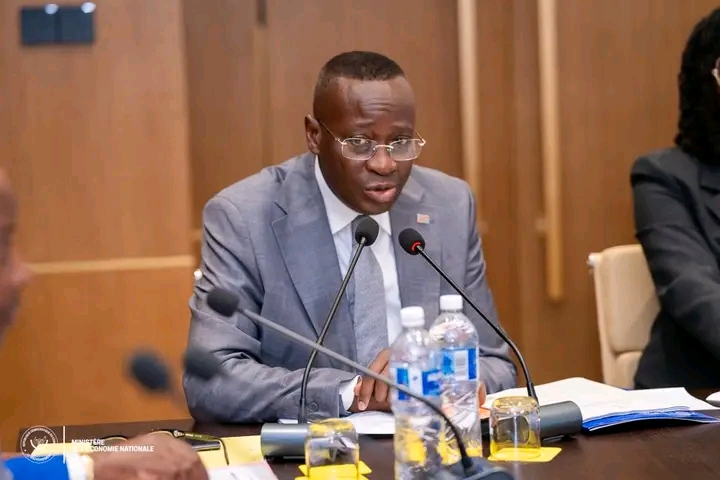 Daniel Mukoko Samba VPM de l'école nationale de la République démocratique du Congo (RDC).