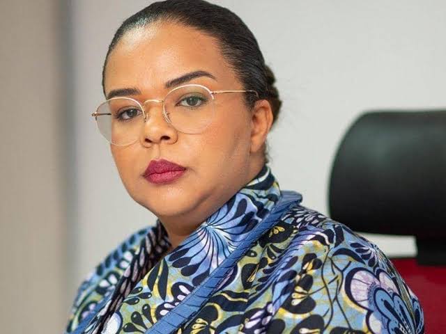 Chute d’Uvira : Thérèse Kayikwamba dénonce une grave crise humanitaire avec plus de 500 000 déplacés