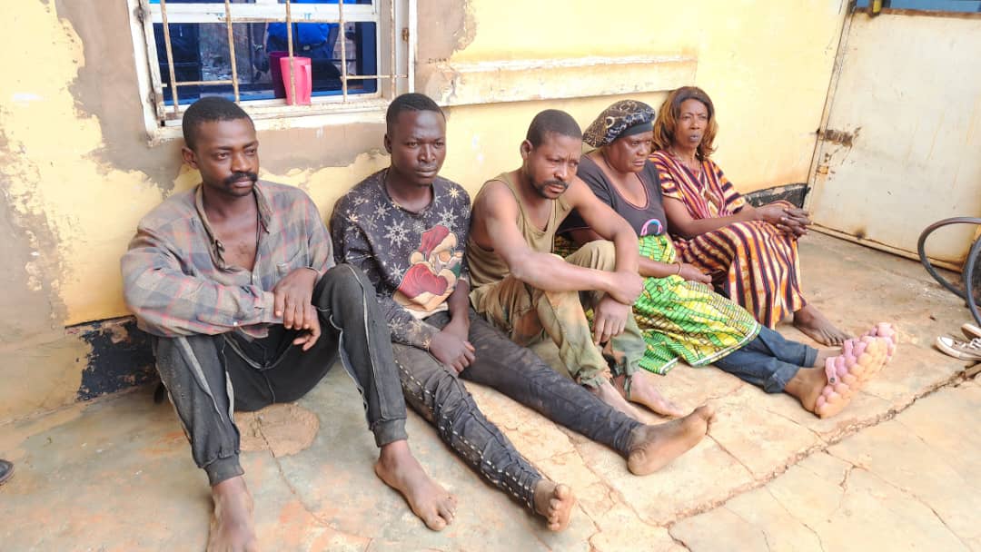 Les présumés cambrioleurs arrêtés à Kipushi, dans la province du Haut-Katanga.