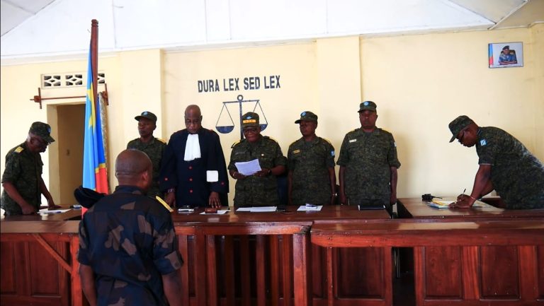 Ituri : 20 ans de prison et renvoi définitif de l’armée d’un officier militaire ayant filmé des opérations
