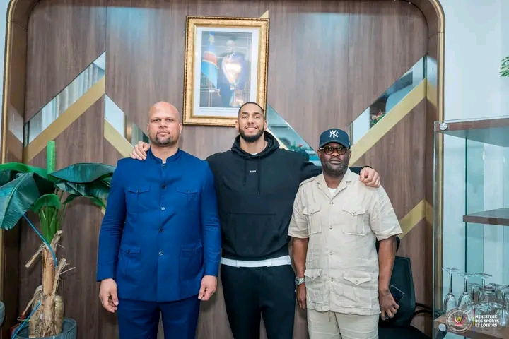 Tony Yoka à Kinshasa pour inspirer la jeunesse et préparer un choc face à Martin Bakole