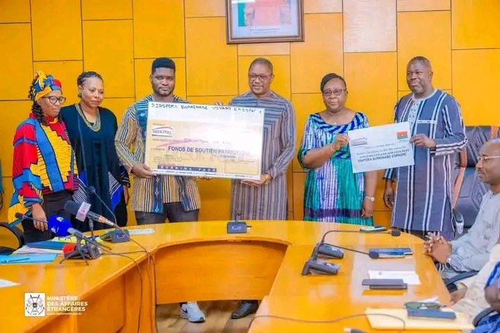 Crise au Burkina Faso : la diaspora burkinabè d’Espagne mobilise 20 millions FCFA pour soutenir la patrie