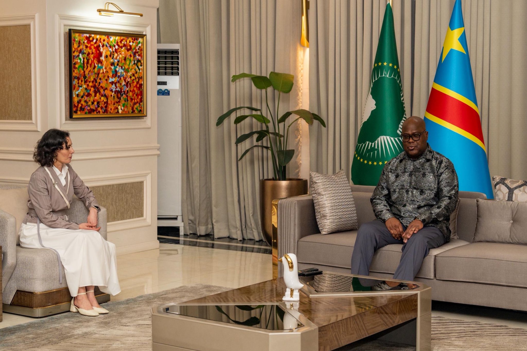 Lors de l'entretien entre, le président de la RDC, Félix Tshisekedi et La commissaire européenne chargée de l’aide humanitaire, Hadja Lahbib, à Kinshasa, mardi 17 février 2026.