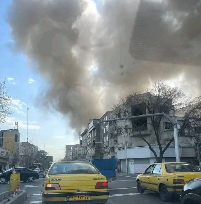 Israël – Iran : Tel-Aviv revendique des frappes préventives et décrète l’état d’urgence