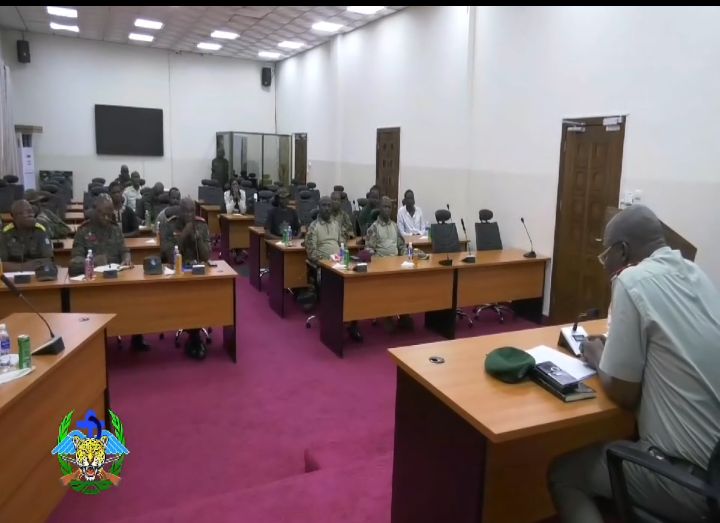 RDC : le lieutenant-général Banza Mwilambwe ordonne le paiement des arriérés des militaires FARDC blessés avant leur retour au front