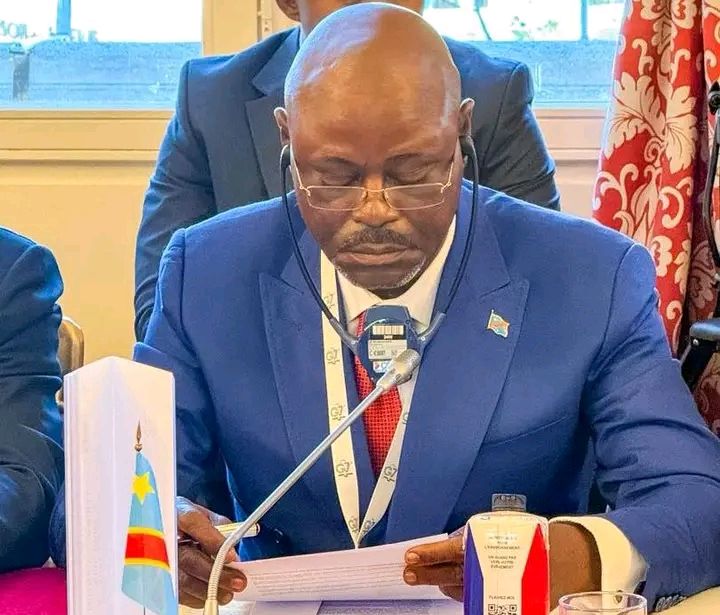 Guy Kabombo Mwadiamvita, vice-premier ministre, ministre de la défense nationale, de la République démocratique du Congo (RDC), lors de son allocution En marge de la première réunion plénière du G7++ « Groupe des amis du golfe de Guinée », tenue à Pa