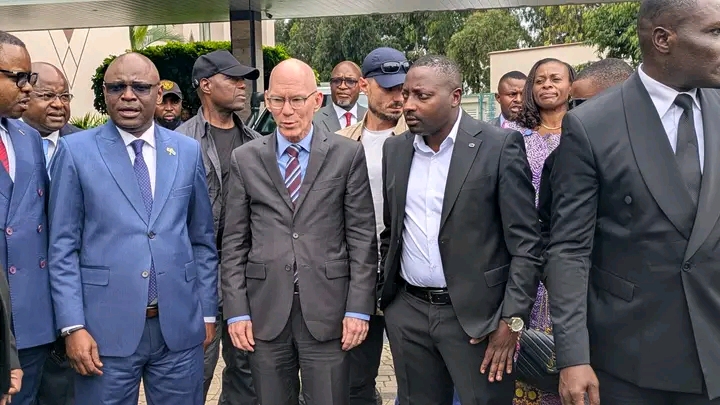 Le Chef de la Monusco, James Swan lors de sa rencontre avec les autorités de l'AFC-M23.