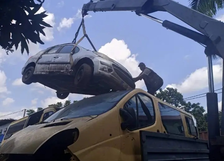 Kinshasa : l’opération « Jeudi Choc » contre les stationnements anarchiques s’intensifie à Kasa-vubu