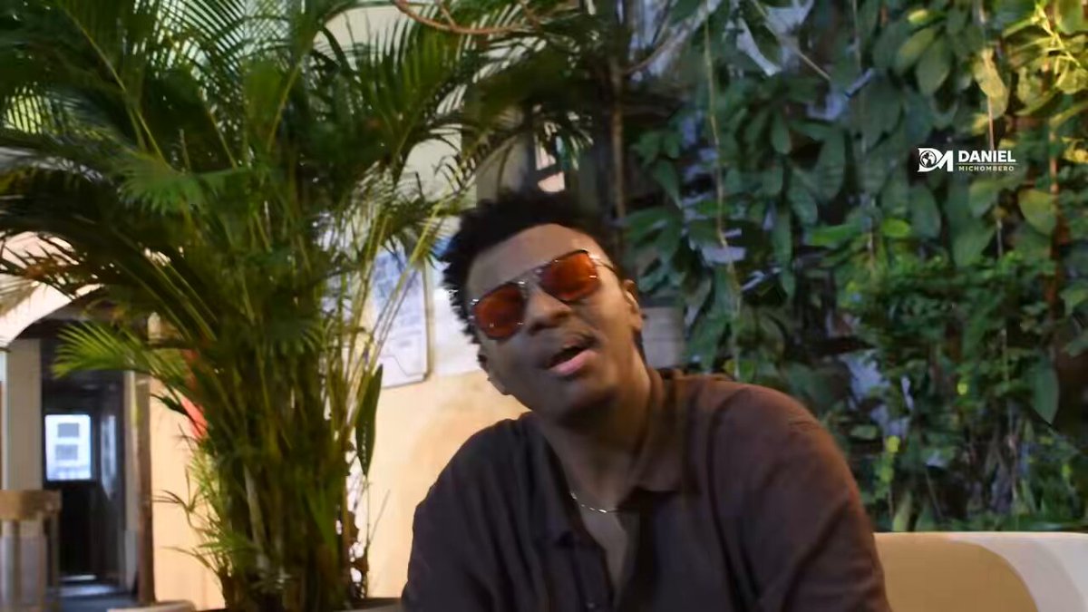 Gallas, artiste musicien de la communauté banyamulenge .