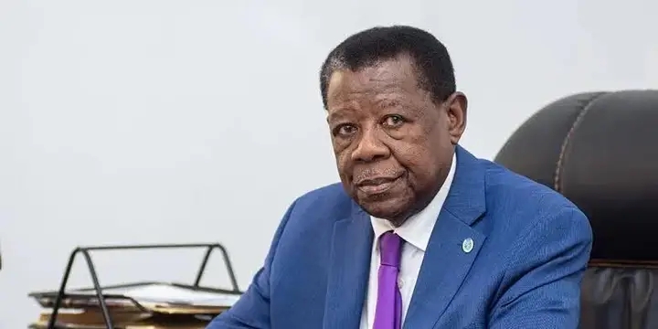 Lambert Mende : « Le président Tshisekedi n'a jamais été contre le dialogue »