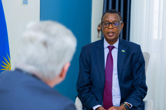 L'ancien ministre d'État rwandais et général à la retraite James Kabarebe
