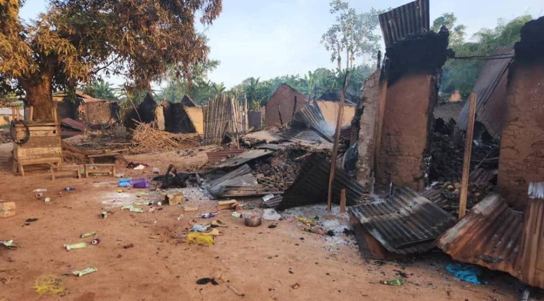 Montée de l'insécurité à Mambasa : plus de 300 morts, dont 10 000 déplacés après 48 attaques attribuées aux ADF