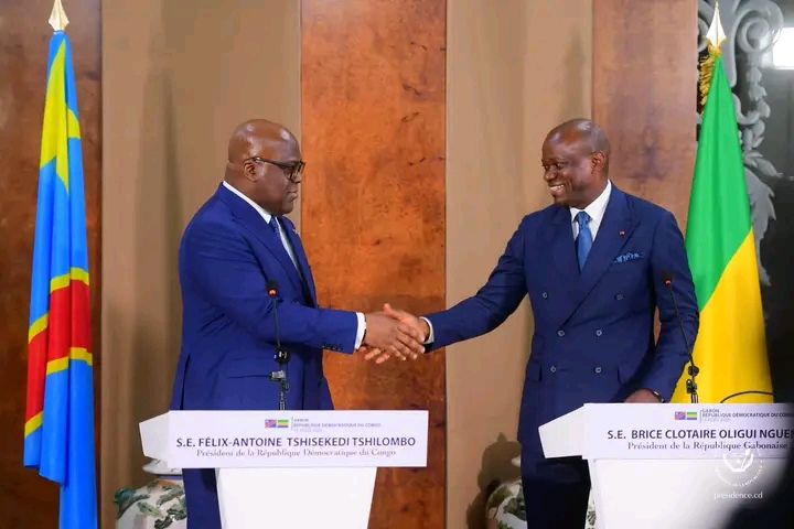 le président Félix Tshisekedi s’est entretenu avec son homologue gabonais, Brice-Clotaire Oligui Nguema, à Libreville, au Gabon, samedi 15 août 2026.