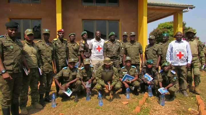 Sud-Kivu : le CICR sensibilise des militaires des FARDC au droit international humanitaire à Fizi