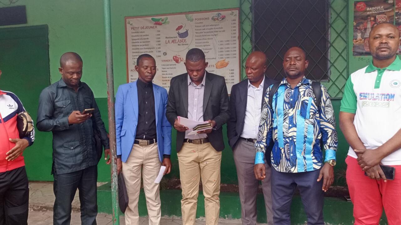 Afrique-Congo-Brazzaville : 12 000 enseignants communautaires réclament des arriérés de bourses et menacent de grève dès la rentrée