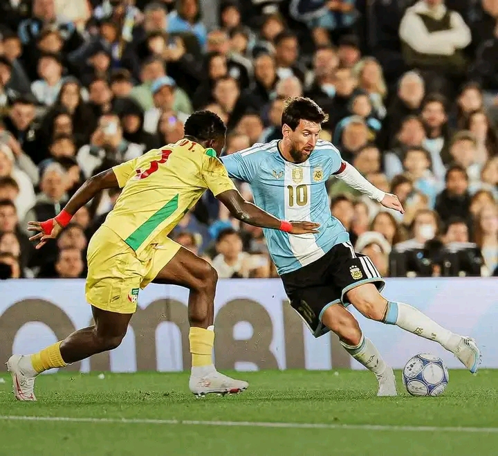 Football : buteur et deux passes décisives, Messi quitte la sélection argentine sur une dernière masterclass