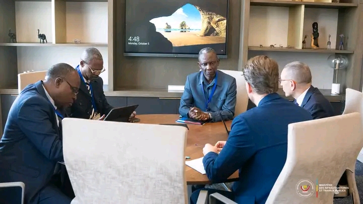 RDC-UE : John Banza Lunda échange sur les infrastructures et le Corridor de Lobito à Lusaka