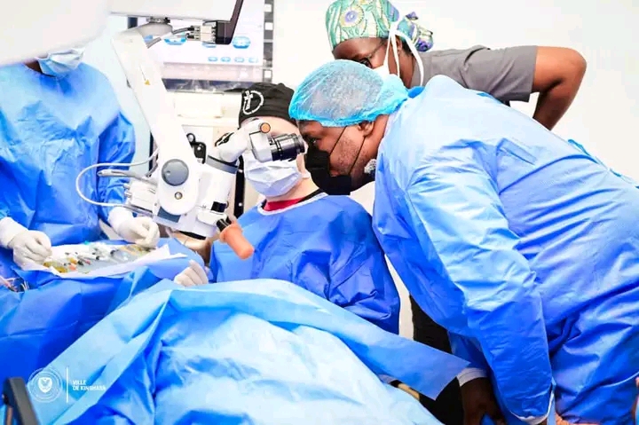 Kinshasa : près de 2 000 patients opérés gratuitement de la cataracte et des maladies de la rétine