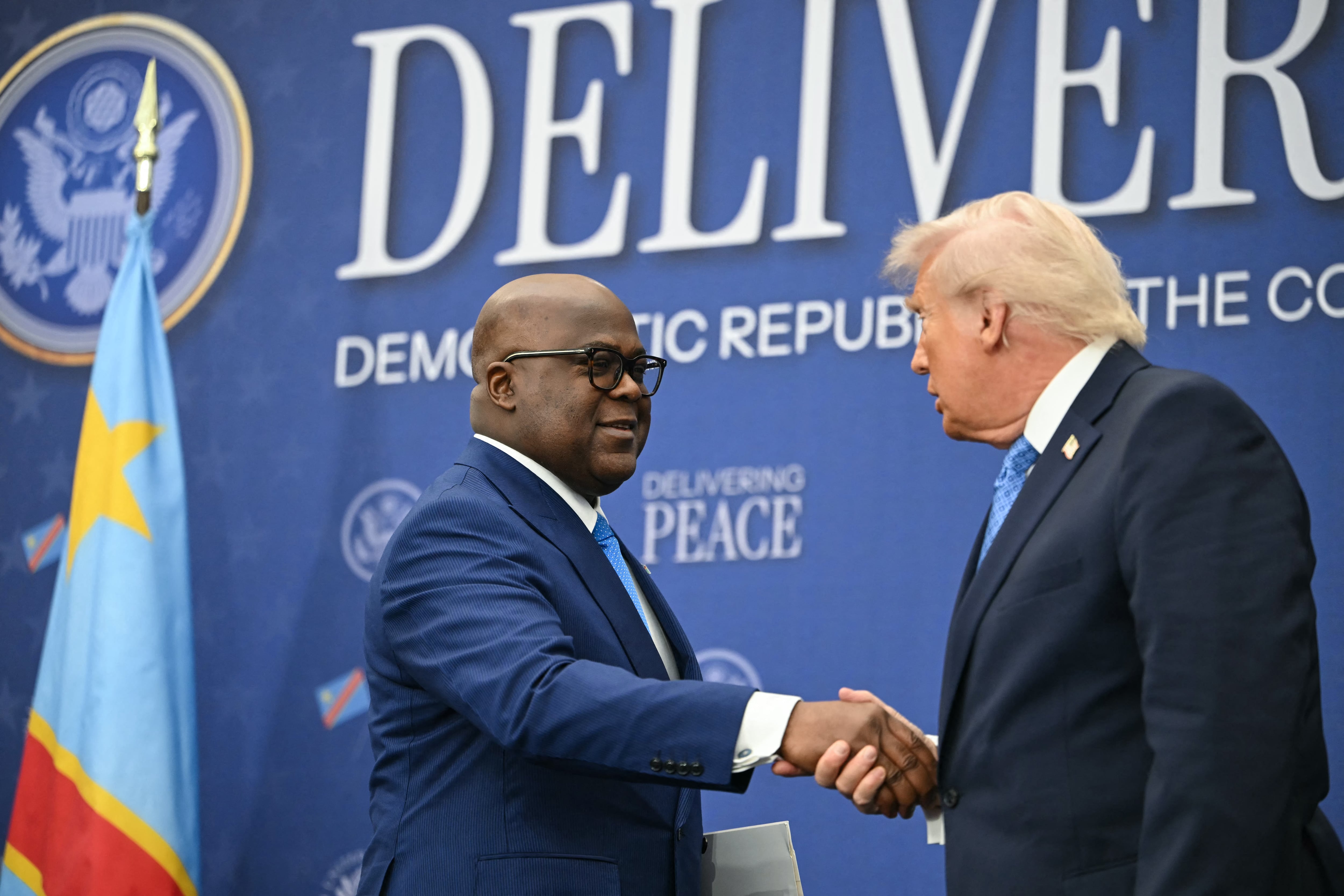 RDC – USA : un transfert de 17,6 millions de dollars au cœur d’un différend entre deux proches de Donald Trump